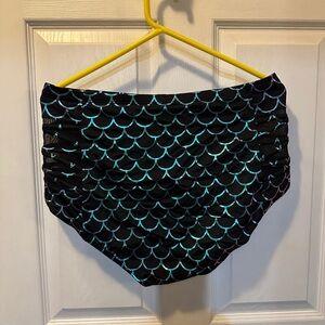 Torrid high waisted Scale Pattern Swim Bottom size 2